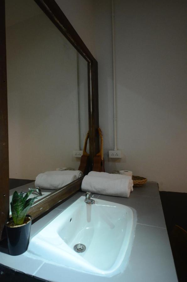 Suandok History House Aparthotel Chiang Mai Ngoại thất bức ảnh